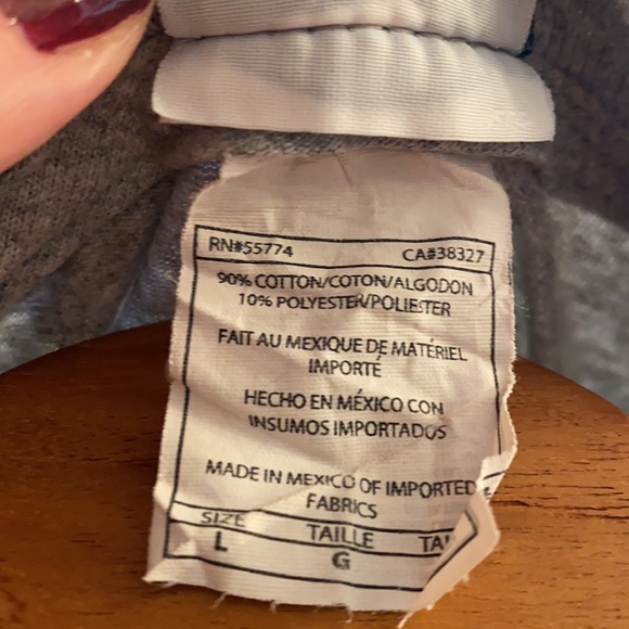 NWOT NFL NY GIANTS LONG SLEEVE LOGO TEE SHIRT Reduced w $4.99 Reduced Ship👏🏻❤️ - Picture 5 of 10